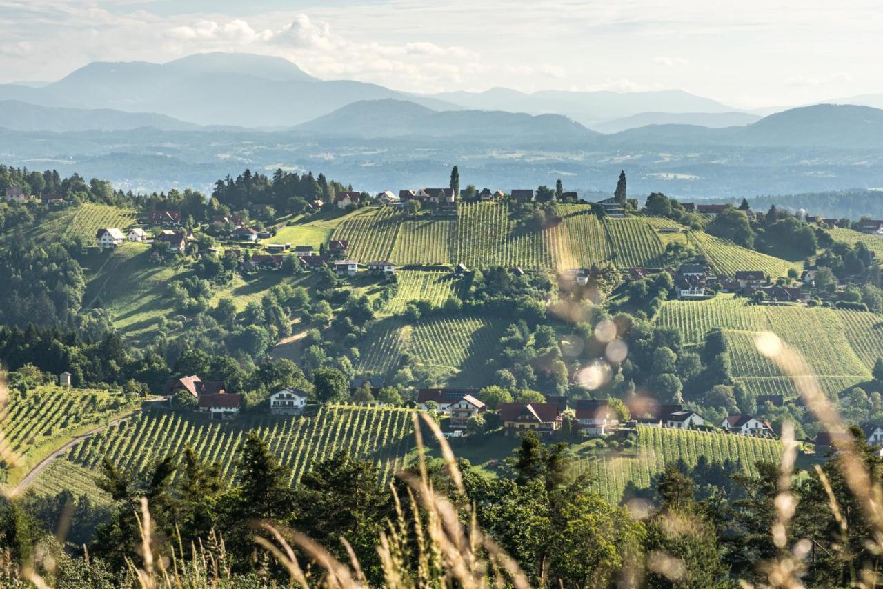 Steirerblicke- Schilcherhaus Greisdorf Buitenkant foto